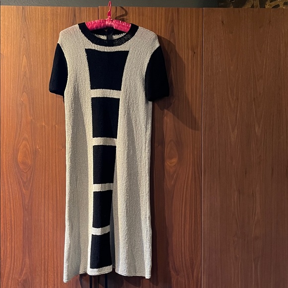 Vintage Dresses & Skirts - Vintage Chic Black and Cream Dress